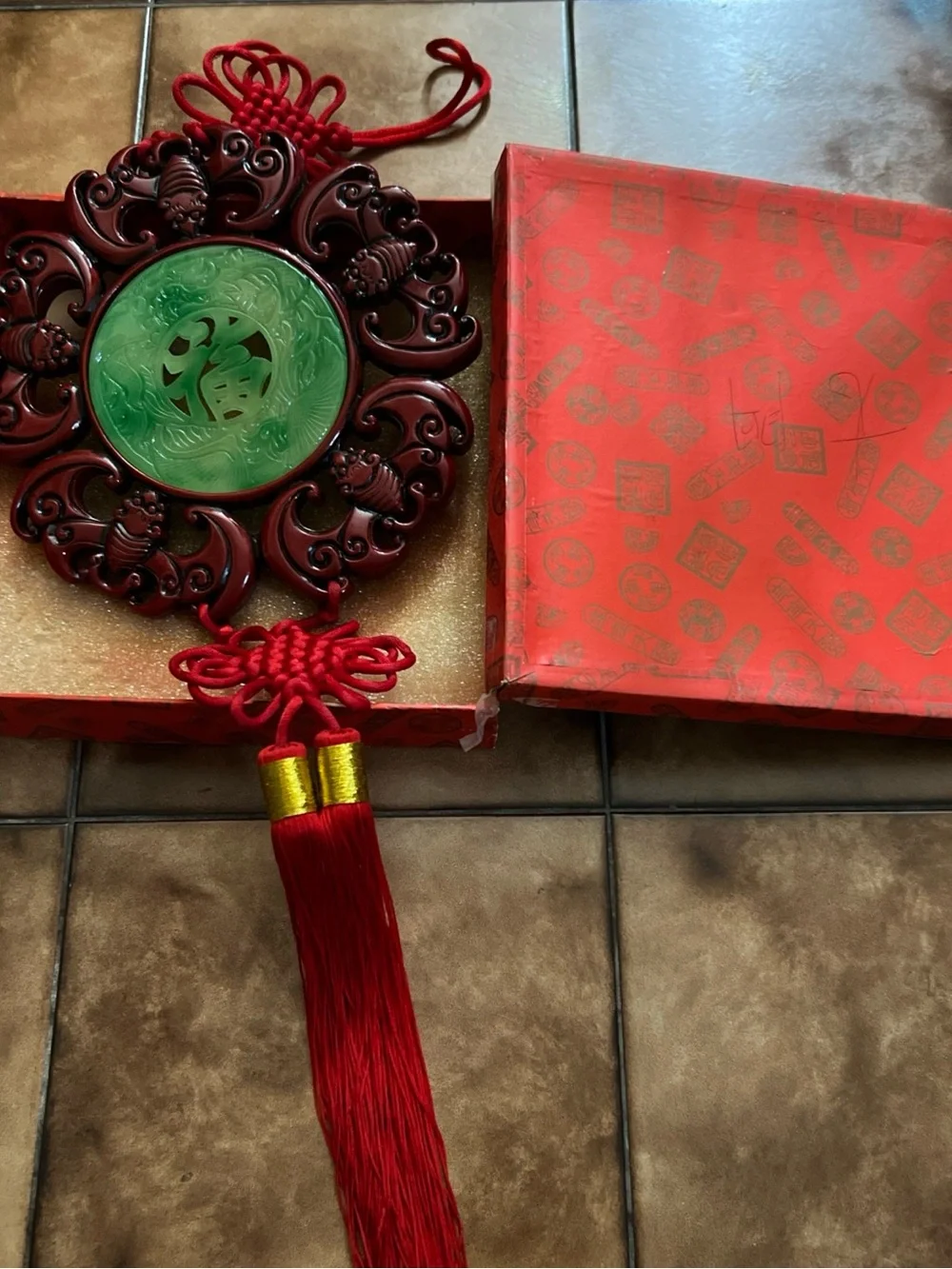 CHINESE JADE RESIN & WOOD GOOD LUCK WALL HANGING  VINTAGE